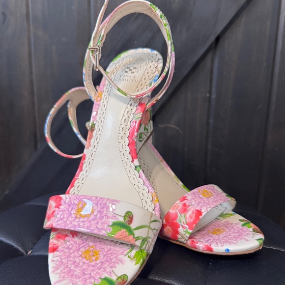Vince Camuto Florest Garden Wedge Sandal - size 7.5/38 - Picture 4 of 13
